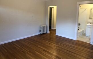 1 bed, 1 bath, $2,500