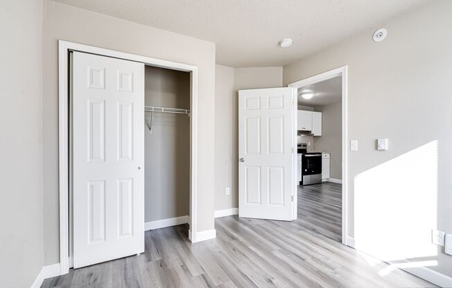 1 bed, 1 bath, 425 sqft, $999, Unit 3030 - i1B