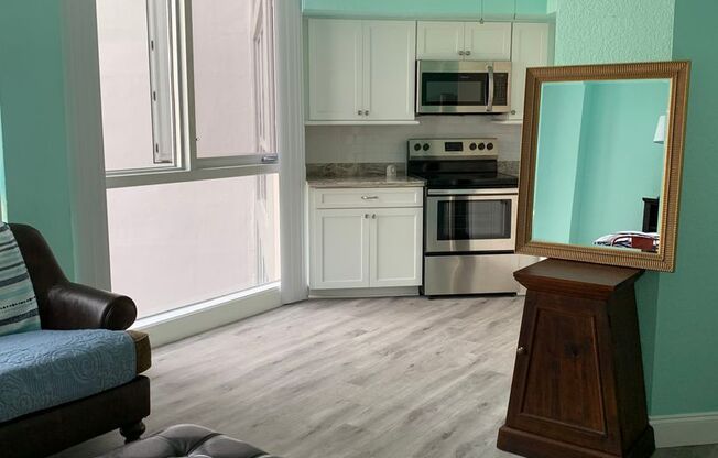 Studio, 1 bath, $1,650, Unit Unit 616