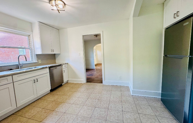 1506 COKER AVE