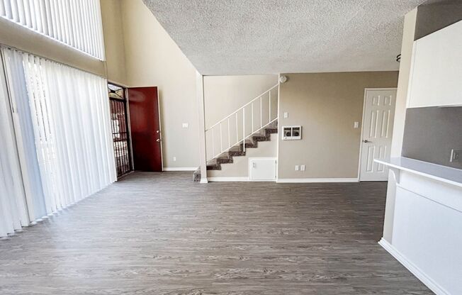 2 beds, 1.5 baths, 1,100 sqft, $2,395