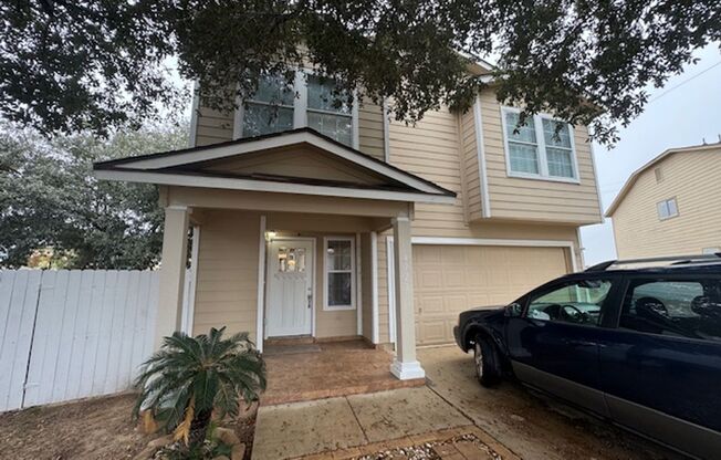 ***Super Spacious Home featuring 5 Bedrooms, 3 Full bathrooms***