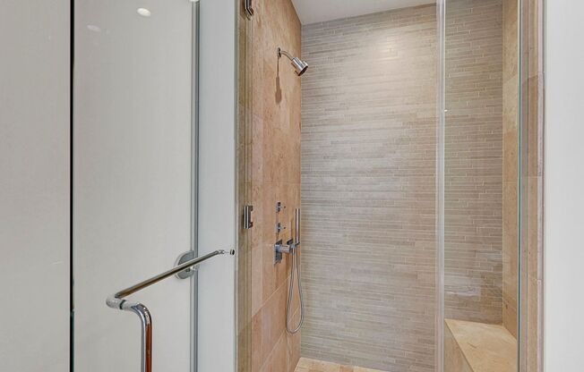 1 bed, 1 bath, $2,825