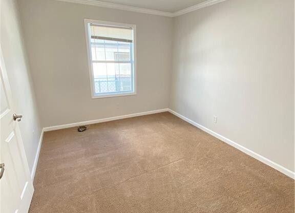 11 NEWELL ST