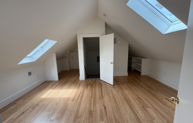 13 15 BEECHWOOD