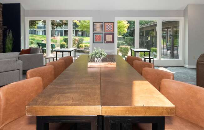 Crown Court clubhouse gathering table, Clackamas, OR, 97015