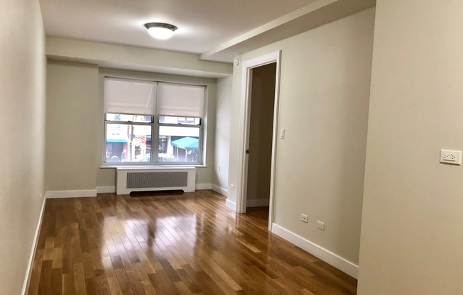 1 bed, 1 bath, $4,795, Unit 2BW