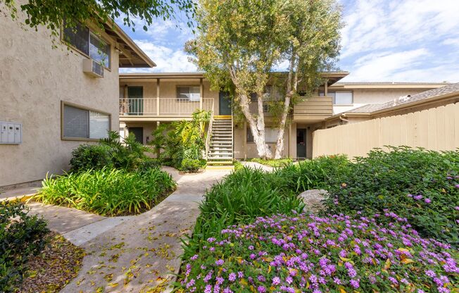 *2 WEEKS FREE!* Large 1BR with A/C in a Gated Chula Vista Community