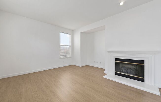 Spacious 3 Bedroom/2.5 Bath Home