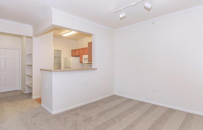 3 beds, 2 baths, 1,261 sqft, $1,495