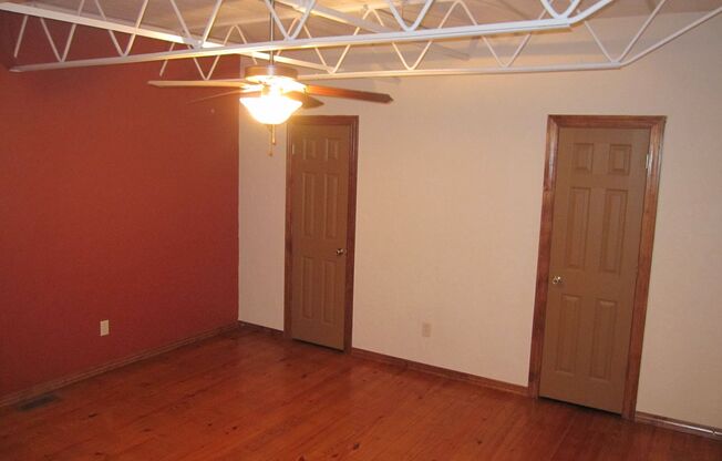 3 beds, 2 baths, 1,300 sqft, $1,575, Unit AW 110