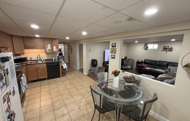 274 WINTHROP AVE