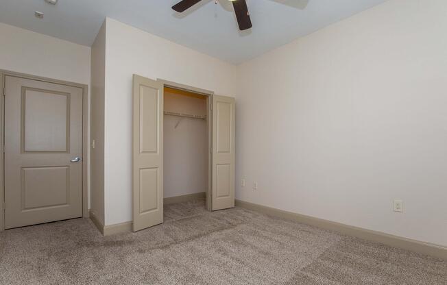 1 bed, 1 bath, 661 sqft, $1,200