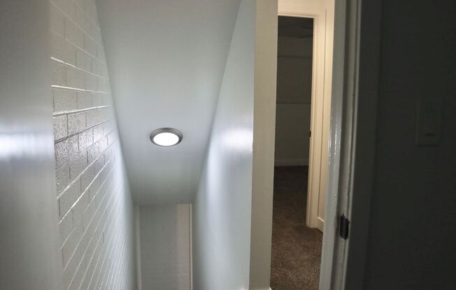 2 beds, 1.5 baths, 940 sqft, $1,500, Unit 09