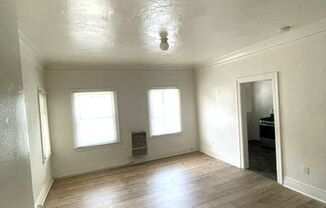 APPLE NAVID LLC (946 S BURLINGTON AVE)