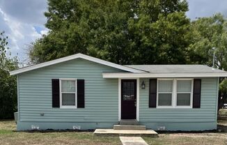 50% Deposit! Updated 2BR w/ Granite Counters, Wood Floors & Prime Location Near Shopping
