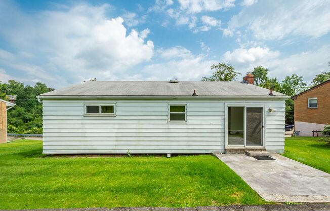 AVAILABLE OCT 1ST!! GORGEOUS 2 BEDROOM IN RESERVE TOWNSHIP!