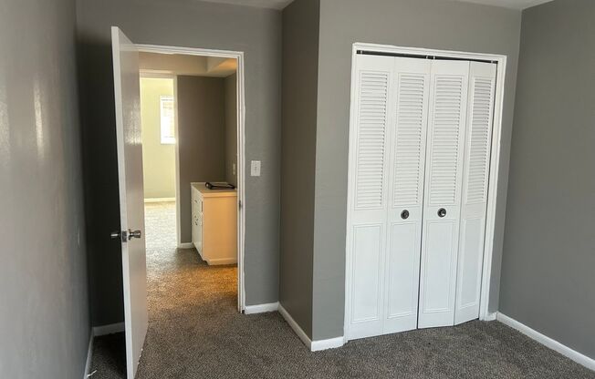 2 beds, 1 bath, 750 sqft, $1,045, Unit B02 1018 10
