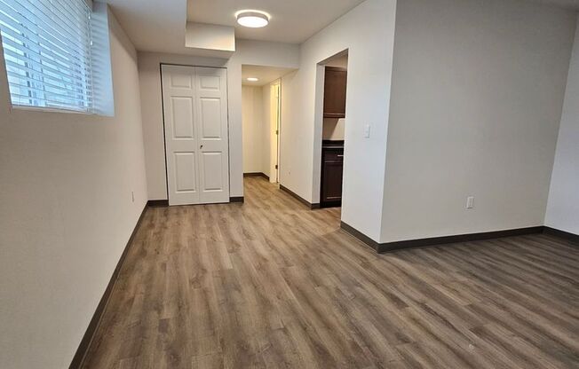Studio, 1 bath, 450 sqft, $680, Unit 3709 N2