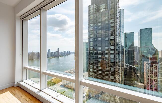 2 beds, 3 baths, 2,087 sqft, $15,500, Unit 40C