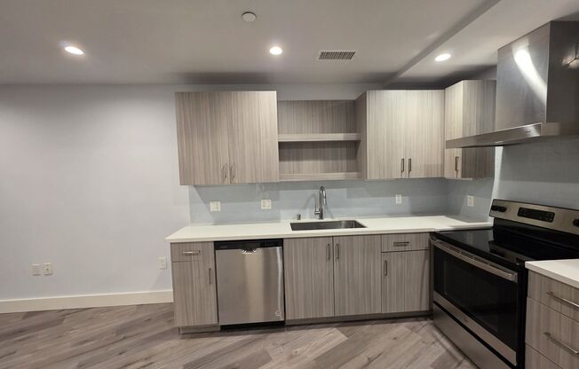 1 bed, 1 bath, 615 sqft, $2,398, Unit 108