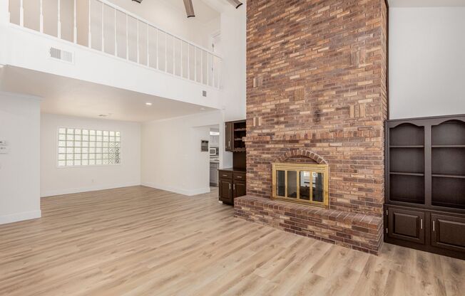 GUARD GATED LAS VEGAS COUNTRY CLUB!! RECENTLY UPGRADEDT/0!
