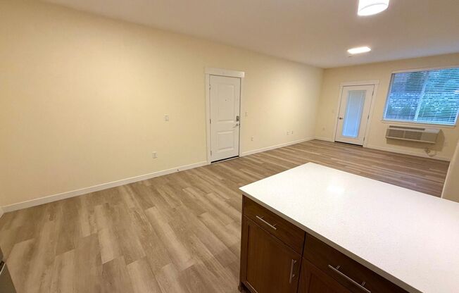 2 beds, 1 bath, $1,910, Unit F207