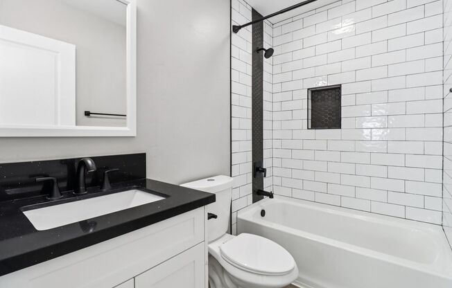 3 beds, 3 baths, 1,140 sqft, $3,895, Unit 210