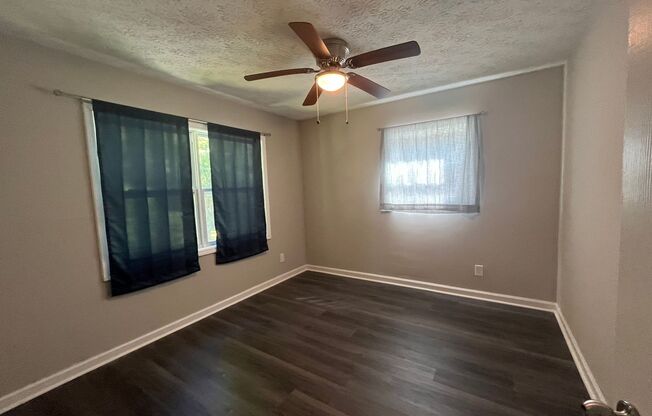 2 beds, 1 bath, $1,500