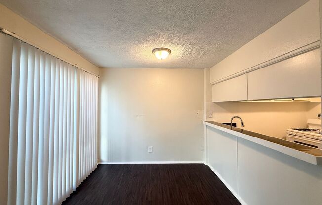 1 bed, 1 bath, $795, Unit MA903