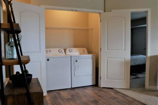 Washer Dryer at Rivers Edge Apartments, Minnesota