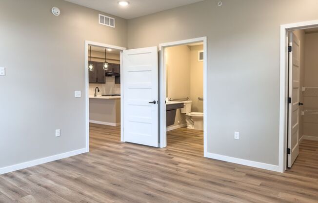 1 bed, 1 bath, 975 sqft, $2,224, Unit 4390-1