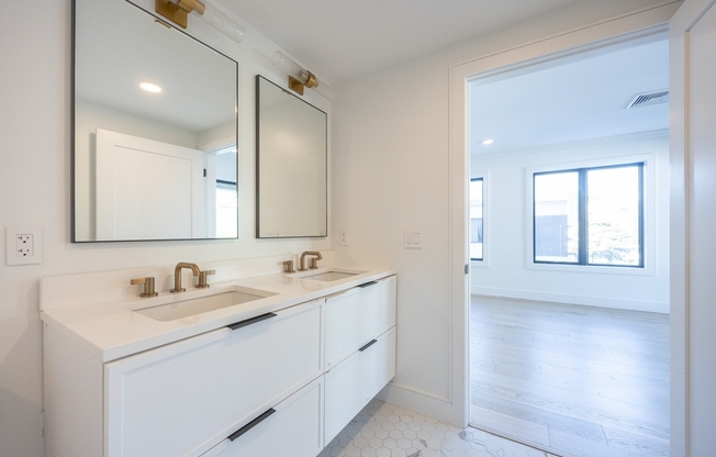 1 bed, 1 bath, 688 sqft, $2,950, Unit 209