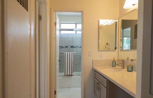 1 bed, 1 bath, 800 sqft, $2,195, Unit #55