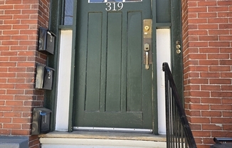 319 SPRUCE ST