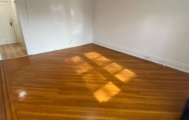 Studio, 1 bath, 435 sqft, $1,777, Unit C09