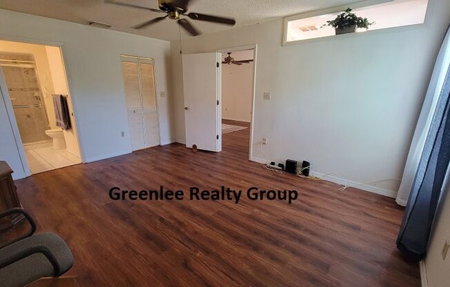 2 beds, 2 baths, $1,595