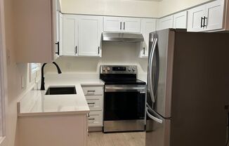 11380 Greenburg Apartments