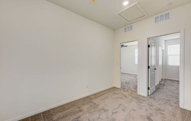 3 beds, 2.5 baths, $2,695