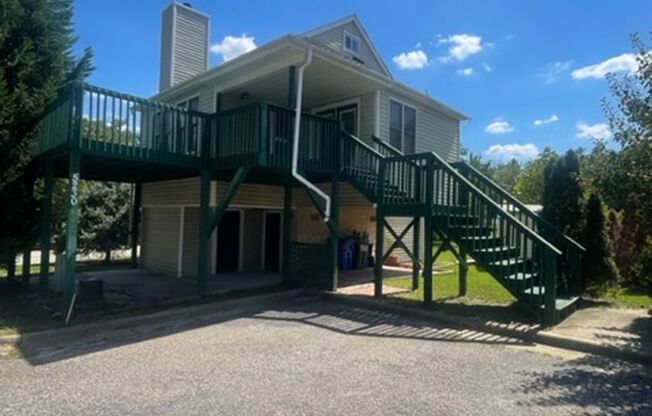 Cute Beach Style Home in Fayetteville