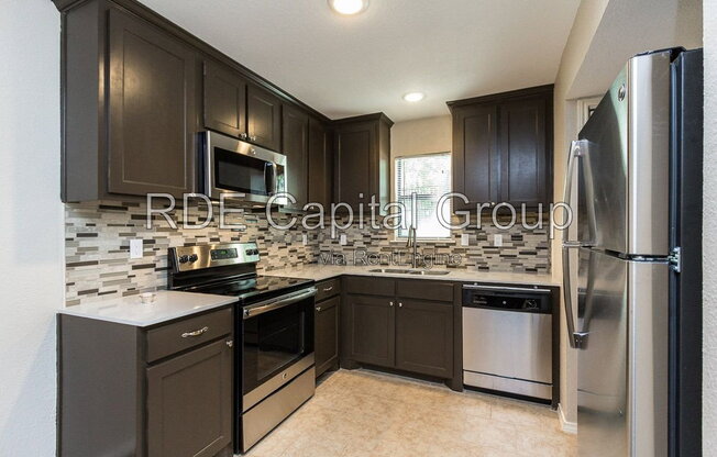 2 beds, 2 baths, 732 sqft, $1,280, Unit 224