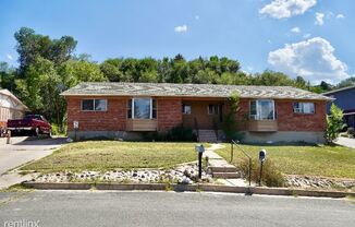 47 Newport Cir