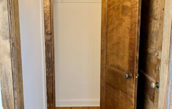 Studio, 1 bath, 300 sqft, $1,695, Unit 530-606