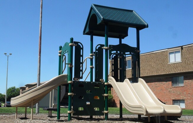 1 bed, 1 bath, 780 sqft, $918, Unit 05 - 510