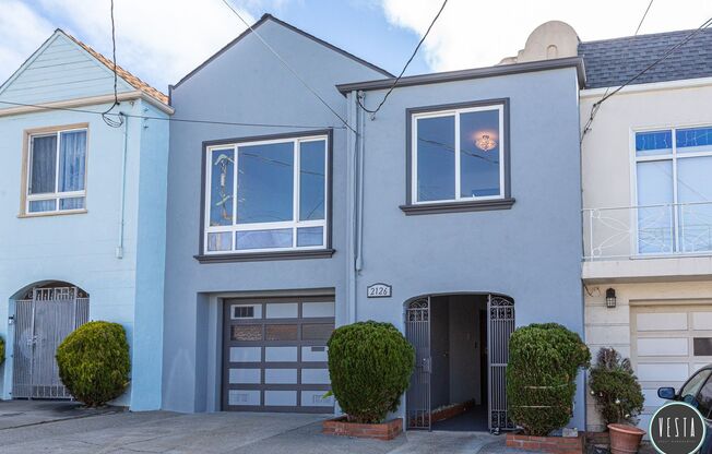 GORGEOUS 4-BEDROOM HOME WITH SPACIOUS BACKYARD AND GARAGE PARKING IN THE SUNSET DISTRICT