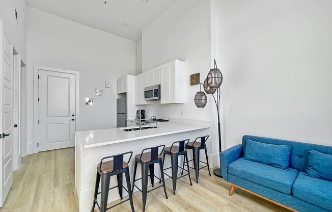 1 bed, 1 bath, 514 sqft, $1,400, Unit 1307