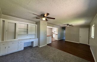 3 beds, 1 bath, $1,150