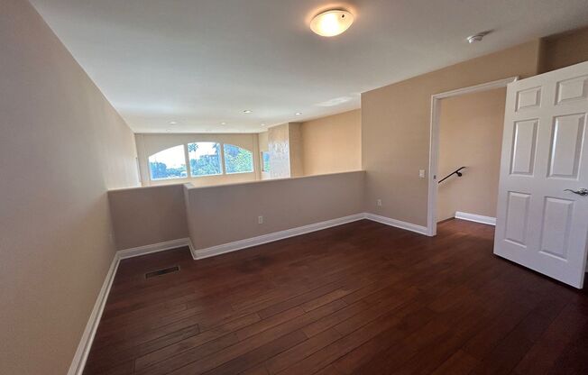 2 beds, 3.5 baths, $9,495