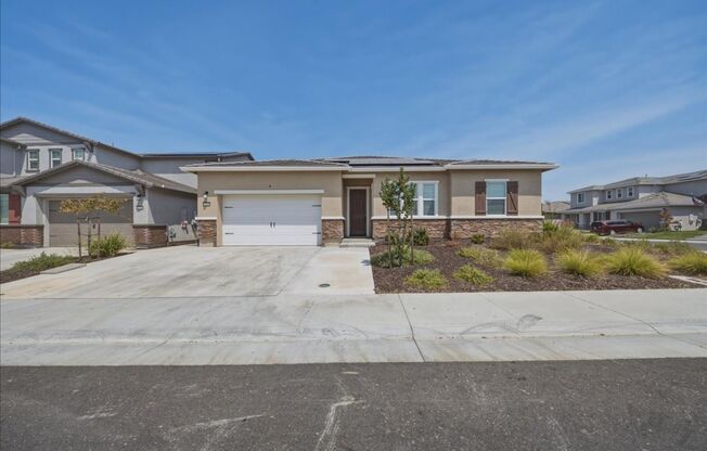 12725 Parakeet Way