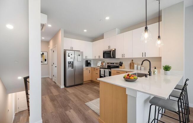 Brand New 4 Bedroom Luxury Townhome!